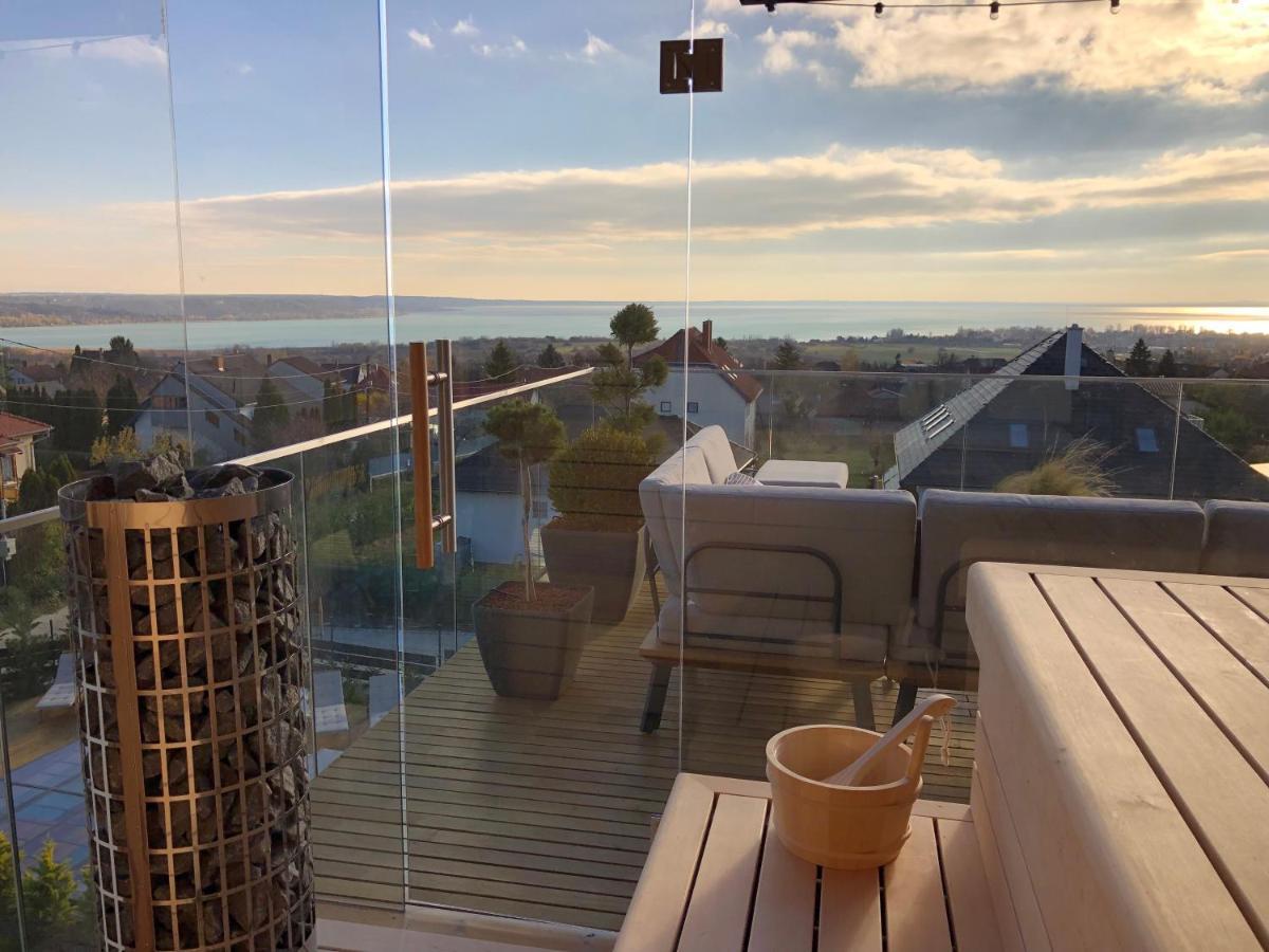 Skyline Resort Balatonalmádi Екстериор снимка